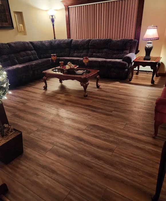 Mike's Floor Store LLC Picture 2