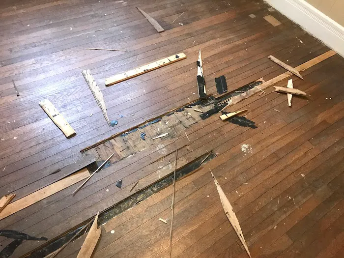 Fantastic Floors. We don’t cut corners we scrape them. Picture 3