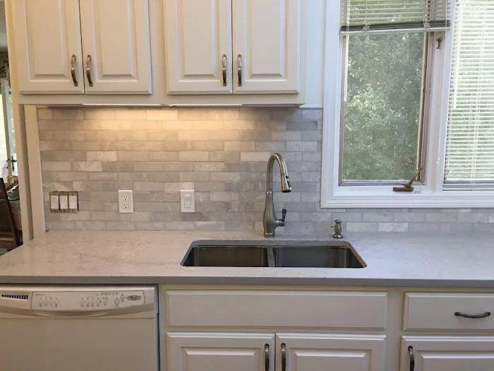 B-T Tile & Carpet Co Picture 2