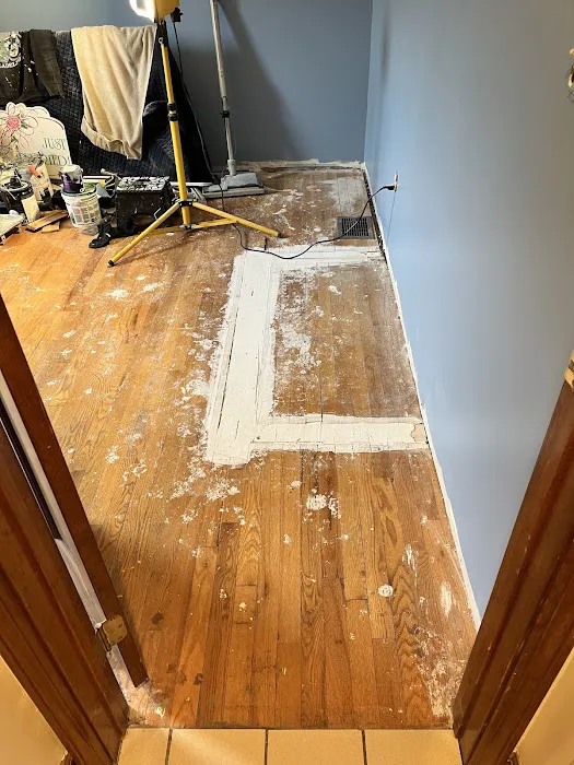 TLC Floor Center Picture 2