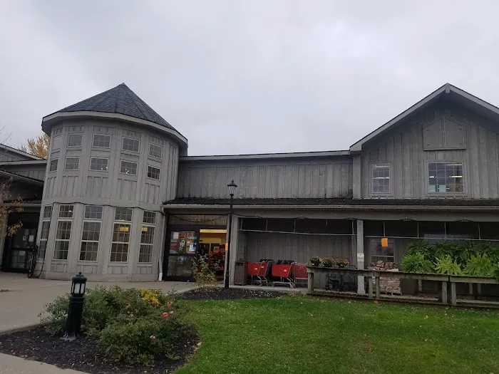 Skaneateles Town Square Picture 5