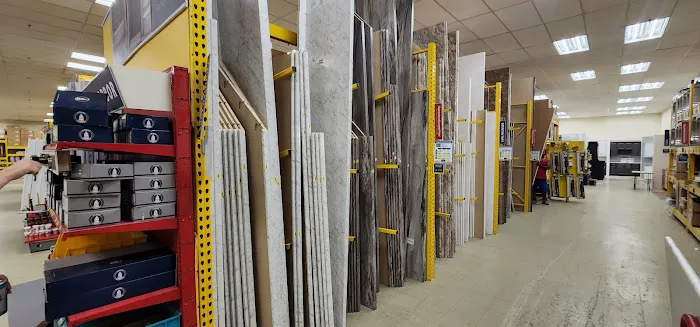 Home Outlet Picture 6