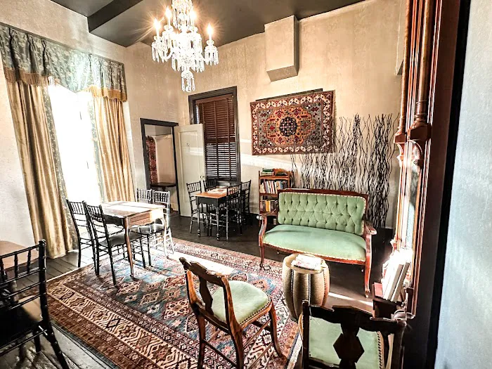 Orientiq Rugs and Cafe Picture 7