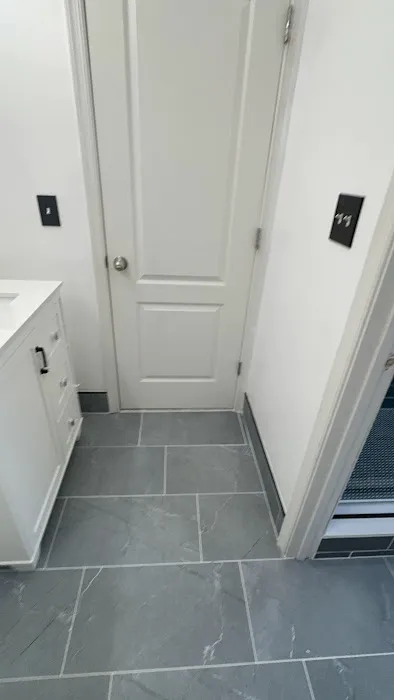 United Floors Inc Picture 4