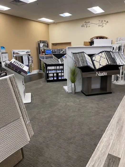 General Floor - Dover Picture 1