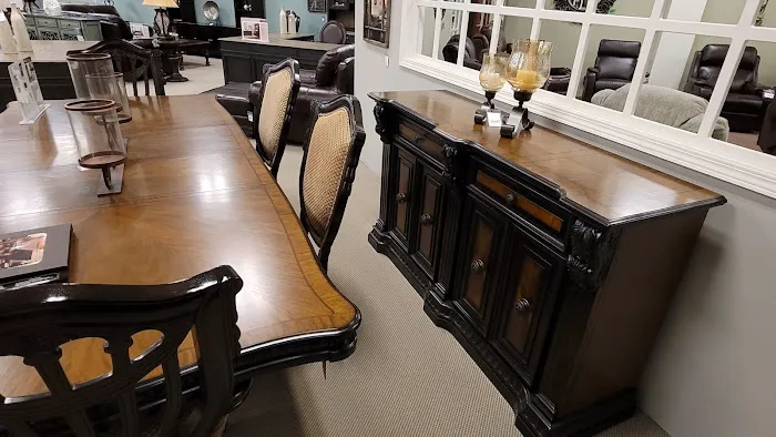 Raymour & Flanigan Furniture and Mattress Store Picture 3