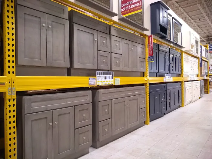 Home Outlet Picture 10