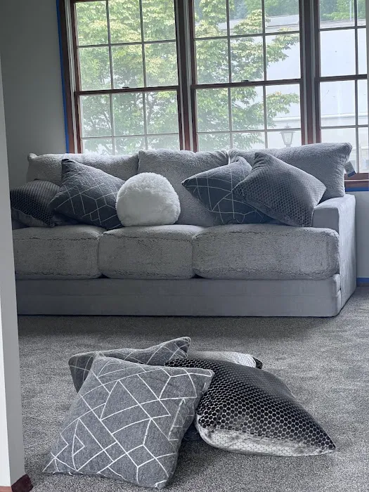 Bob's Discount Furniture and Mattress Store Picture 8