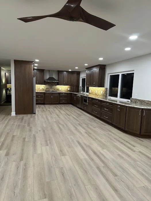 Hall Distributors LLC Picture 1