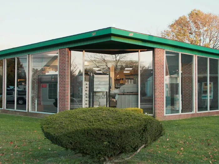 Island Carpet Tile & Hardwoods Picture 2