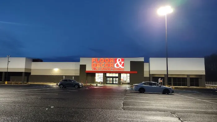 Floor & Decor Picture 1