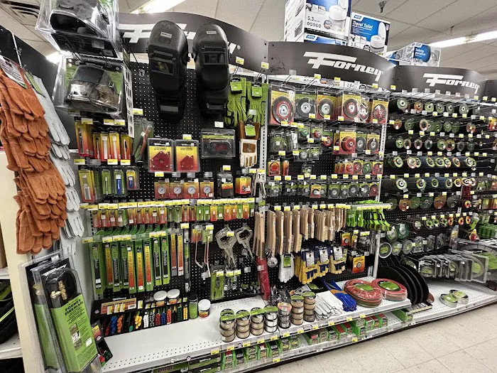 Deatons Bldg/Home Ctr Inc Picture 3