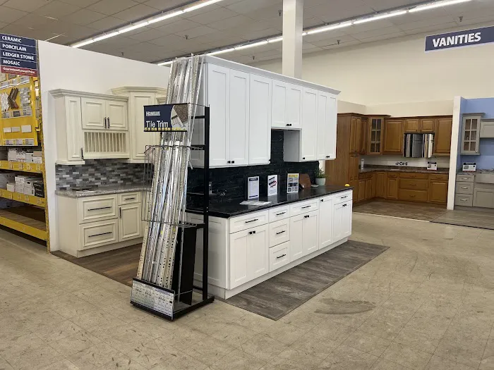 Home Outlet Picture 3