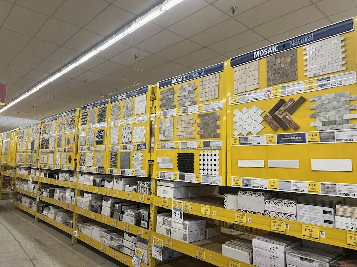 Home Outlet Picture 5