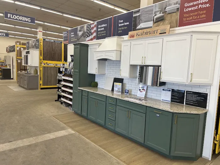 Home Outlet Picture 7