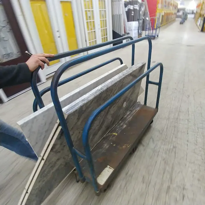 Home Outlet Picture 4