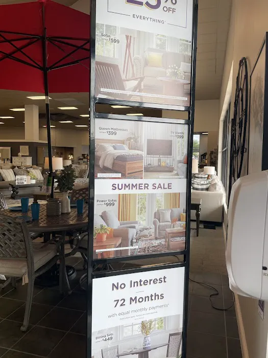 Raymour & Flanigan Furniture and Mattress Store Picture 3