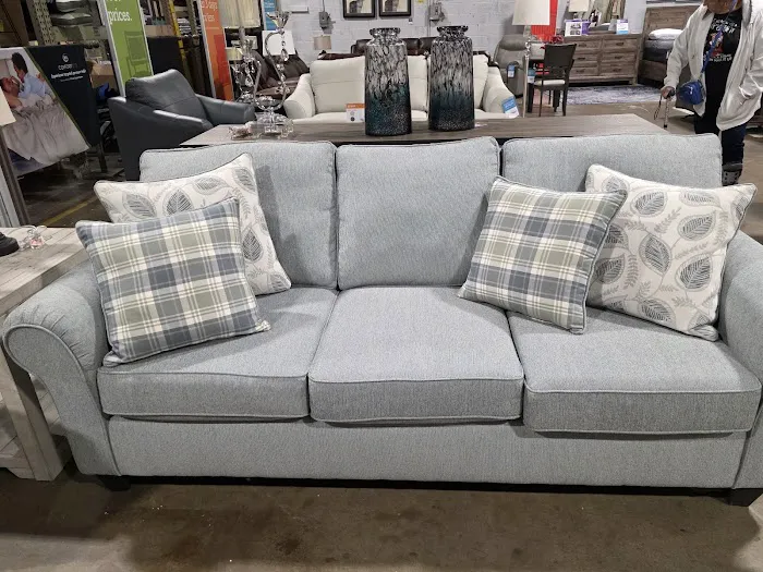 Raymour & Flanigan Furniture and Mattress Store Picture 5