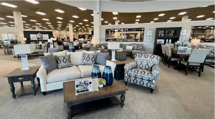 Raymour & Flanigan Furniture and Mattress Store Picture 10