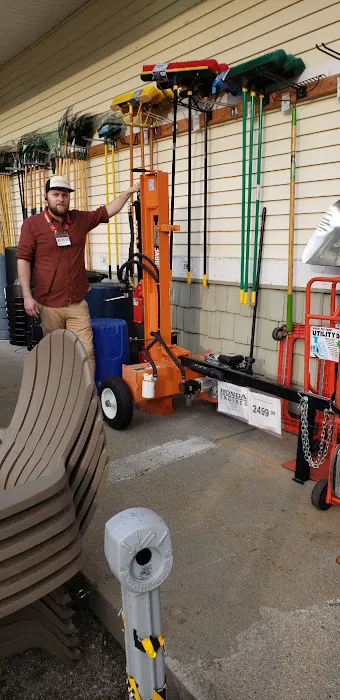 Aubuchon Ace Hardware Picture 8