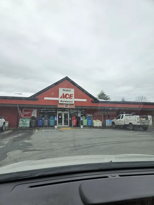 Aubuchon Ace Hardware Picture 8