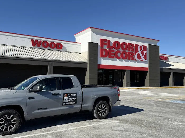 Floor & Decor Picture 6