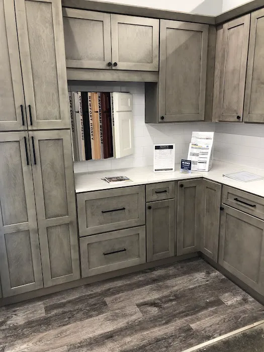 Home Outlet Picture 9