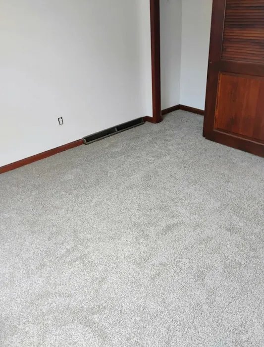 Outlet Carpet and Flooring Picture 4