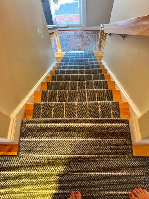 Post Road Carpet Picture 10