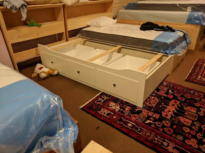 Woodstuff Furniture-Oriental Rug Picture 8