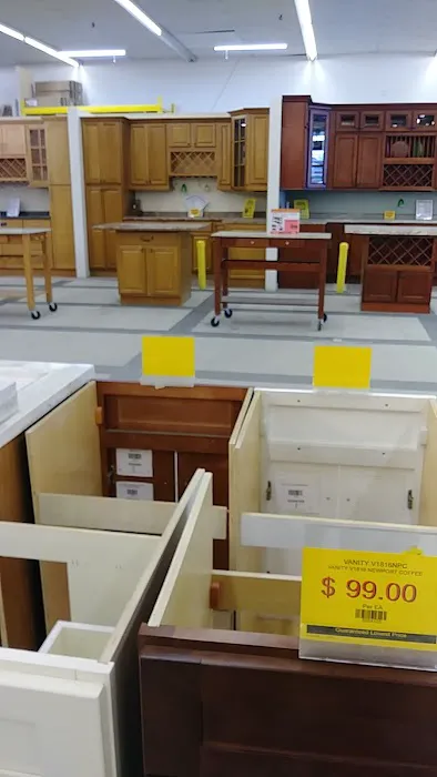 Home Outlet Picture 5