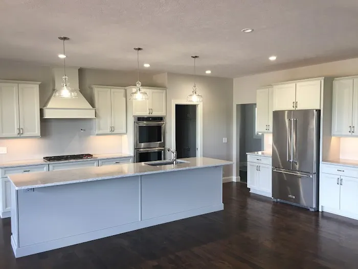 Struck Floors and Remodeling Picture 10