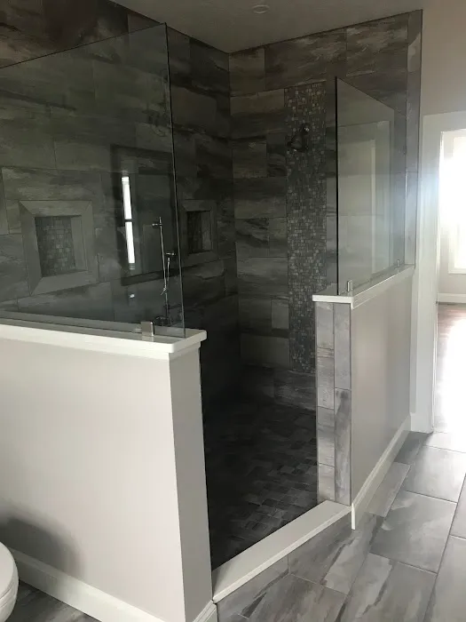 Struck Floors and Remodeling Picture 6