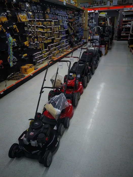 Aubuchon Ace Hardware Picture 3