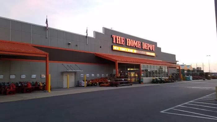 The Home Depot Picture 3