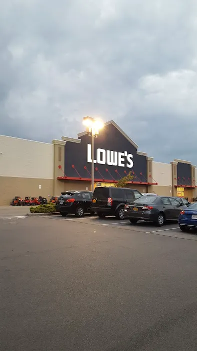 Lowe's Home Improvement Picture 4