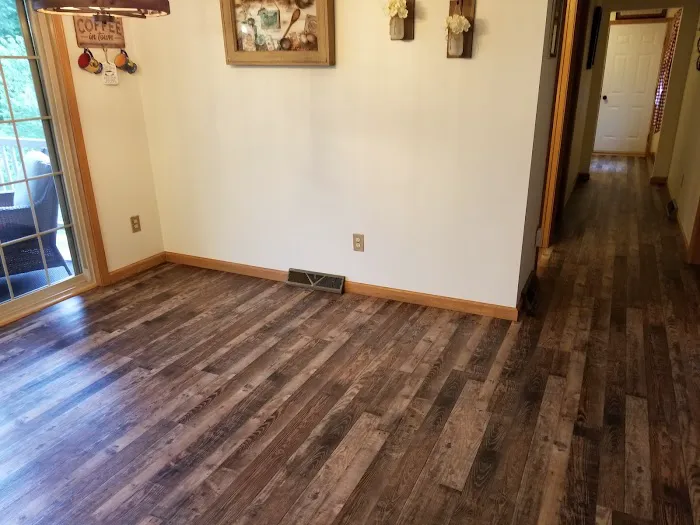 B & M Floors Inc. Picture 2