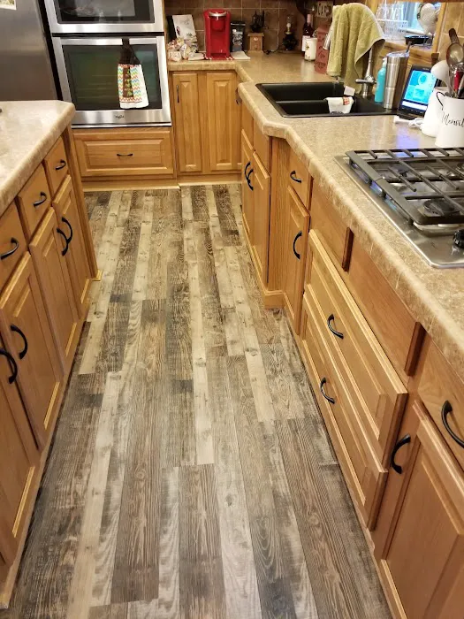 B & M Floors Inc. Picture 3