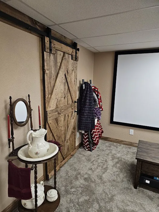 Stout's Discount Carpet Picture 10