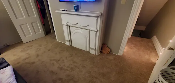 Chuck's Carpet Outlet Picture 2