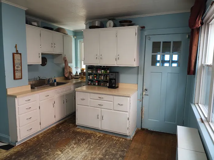 Chuck's Carpet Outlet Picture 6