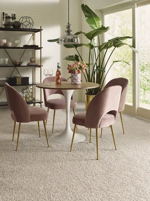 Molyneaux Home Picture 6