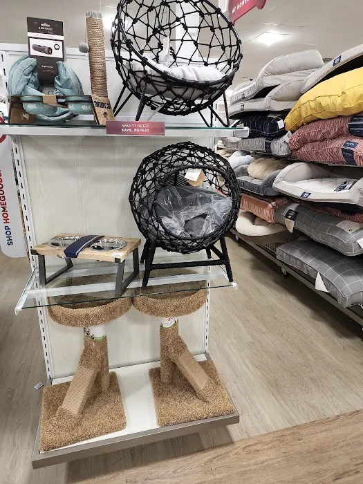 HomeGoods Picture 10