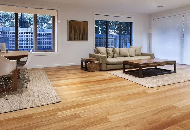 Carpeting vs. Hardwood Floors: A Comparison of Style and Durability | CarpetHub