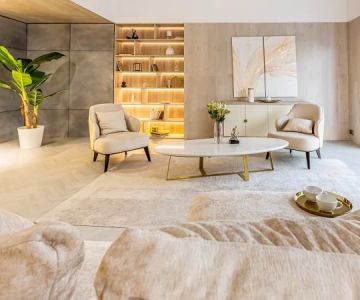 How to Incorporate Carpets in Homes with Hardwood Floors